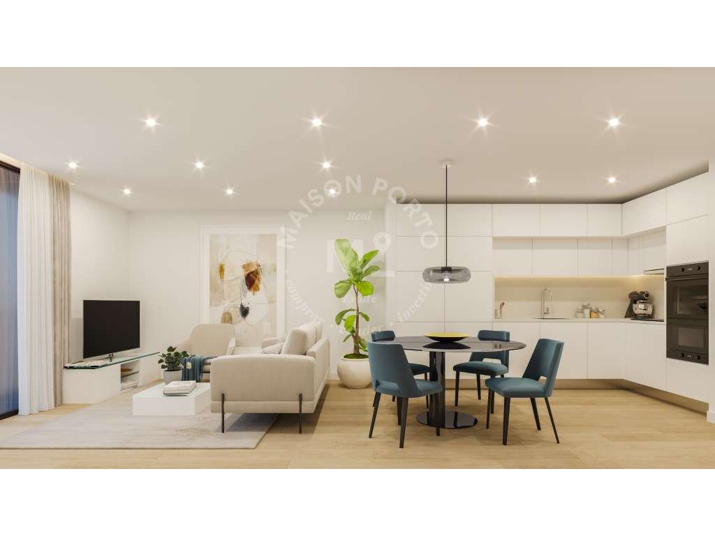 Apartamento T2 com Varanda, na Rua de Brito Capelo, Porto - Grande imagem: 2/16