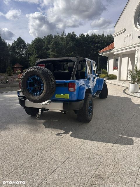 Jeep Wrangler Unlimited 3.8 Sahara - 12