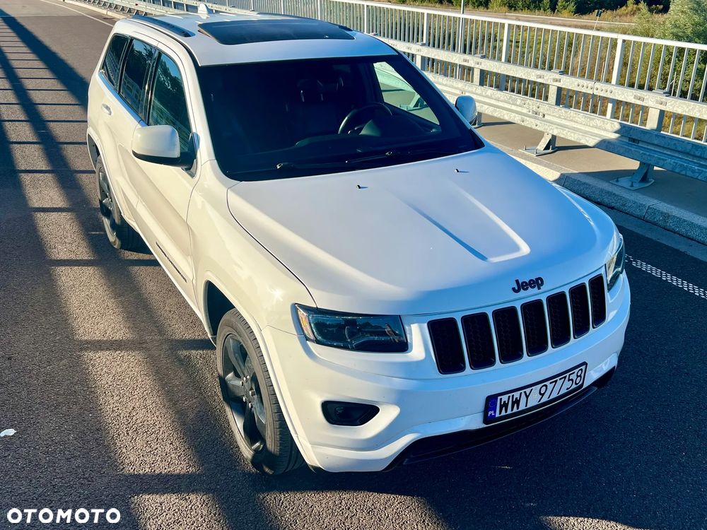 Jeep Grand Cherokee - 19