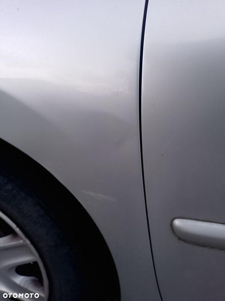 Peugeot 207 - 5