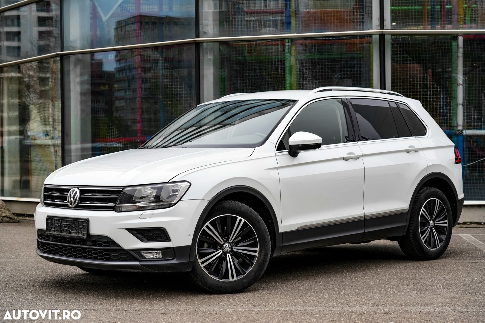 Volkswagen Tiguan 2.0 TDI DPF DSG Comfortline - 2