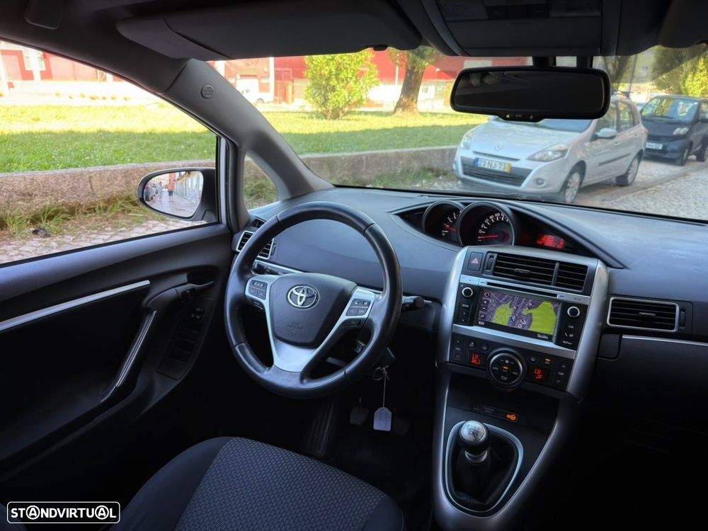 Toyota Verso 2.0 D-4D Exclusive+GPS - 19