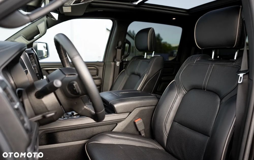 RAM 1500 Crew Cab Limited - 9