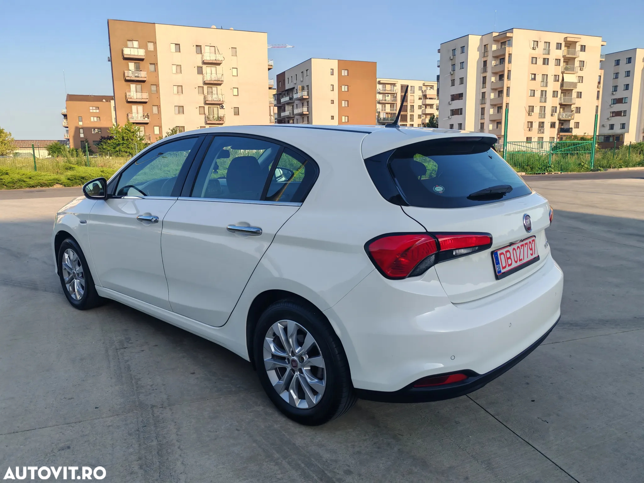 Fiat Tipo 1.3 Mjet Lounge - 10