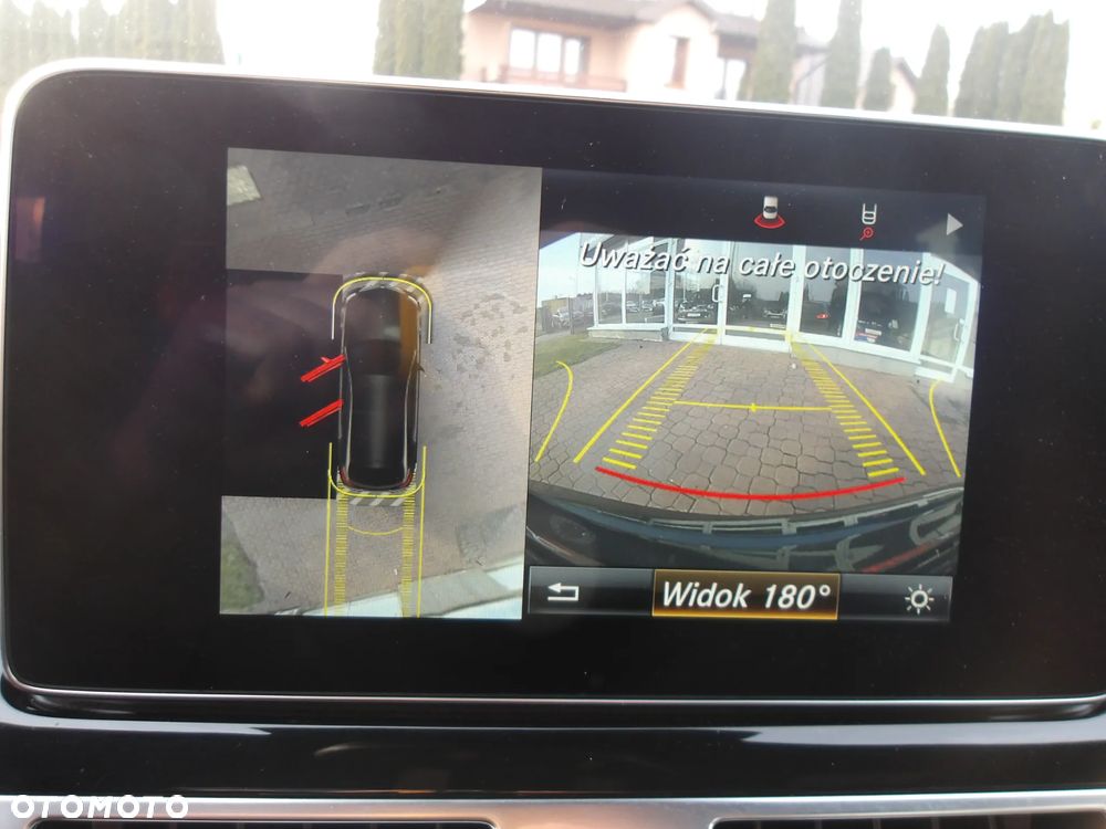 Mercedes-Benz CLS - 21