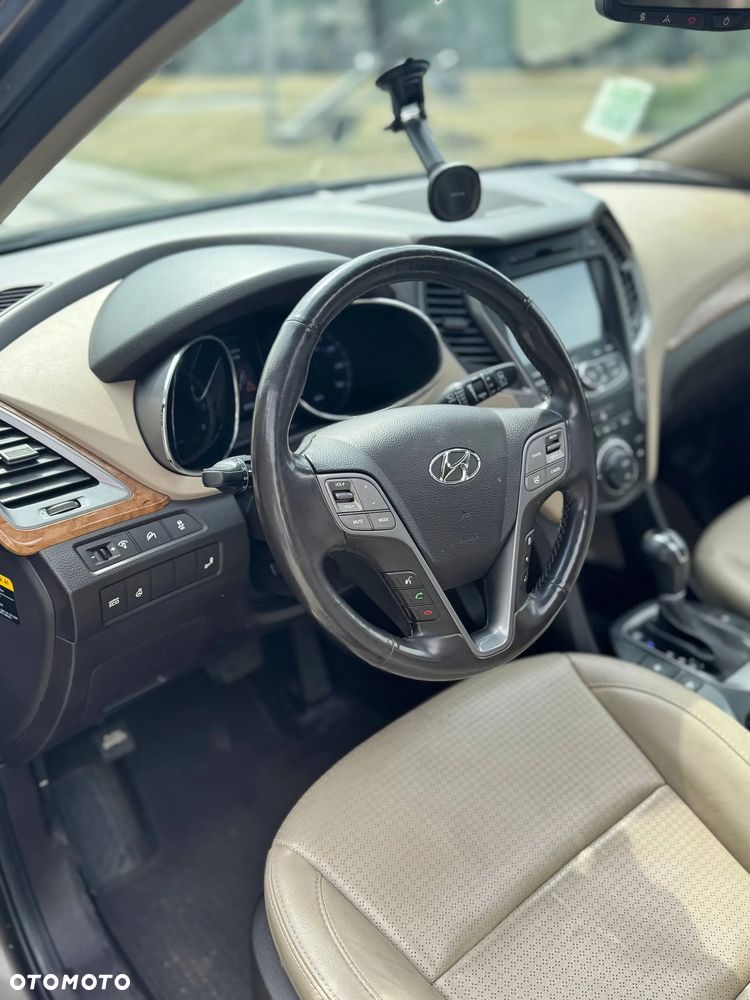 Hyundai Santa Fe 2.0 T Sport Utility 2WD - 22