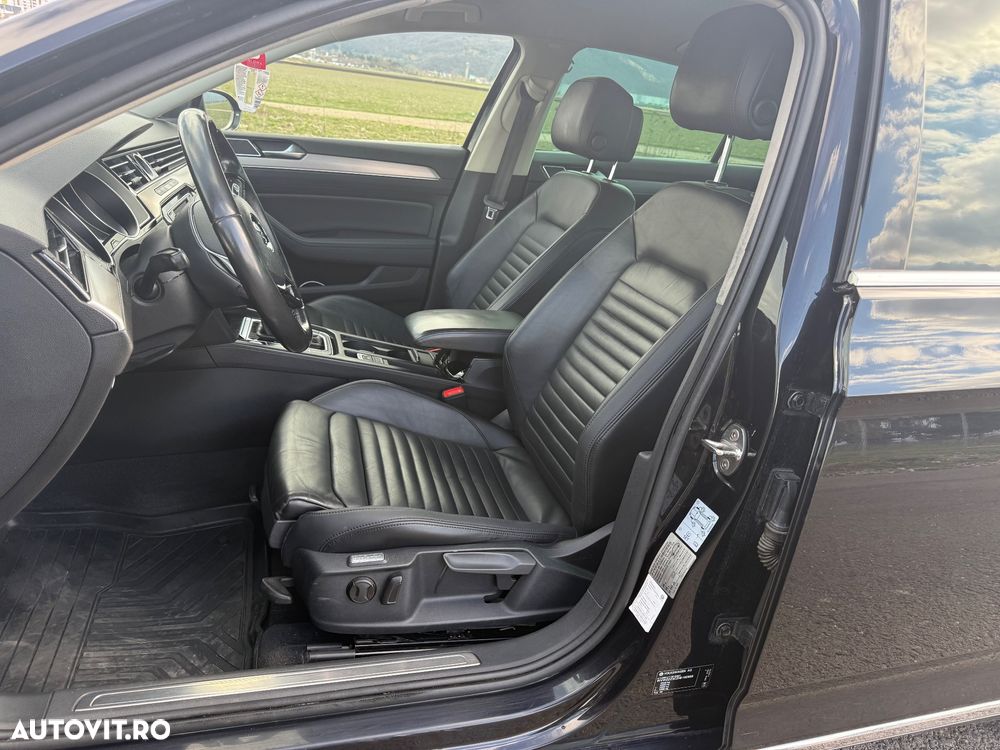 Volkswagen Passat 2.0 TDI DSG Highline - 39