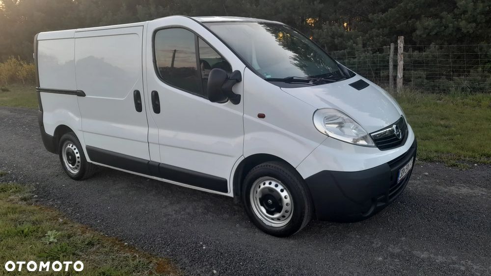Opel Vivaro - 1