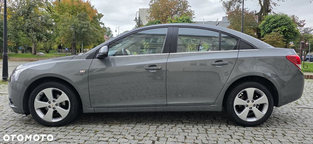 Chevrolet Cruze 1.8 LT+ - 7