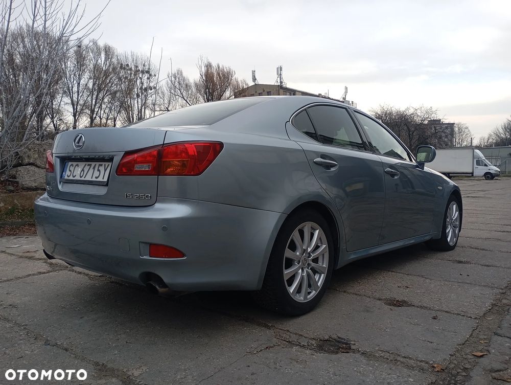 Lexus IS 250 Prestige - 6