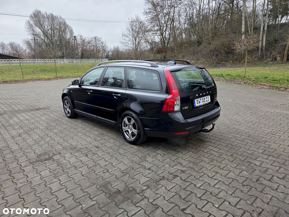 Volvo V50 1.6D DPF Kinetic - 8
