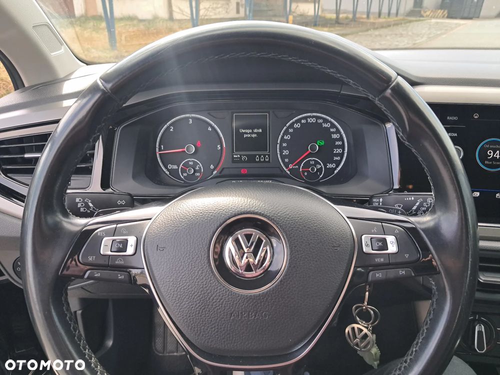 Volkswagen Polo 1.6 TDI SCR DSG Comfortline - 24