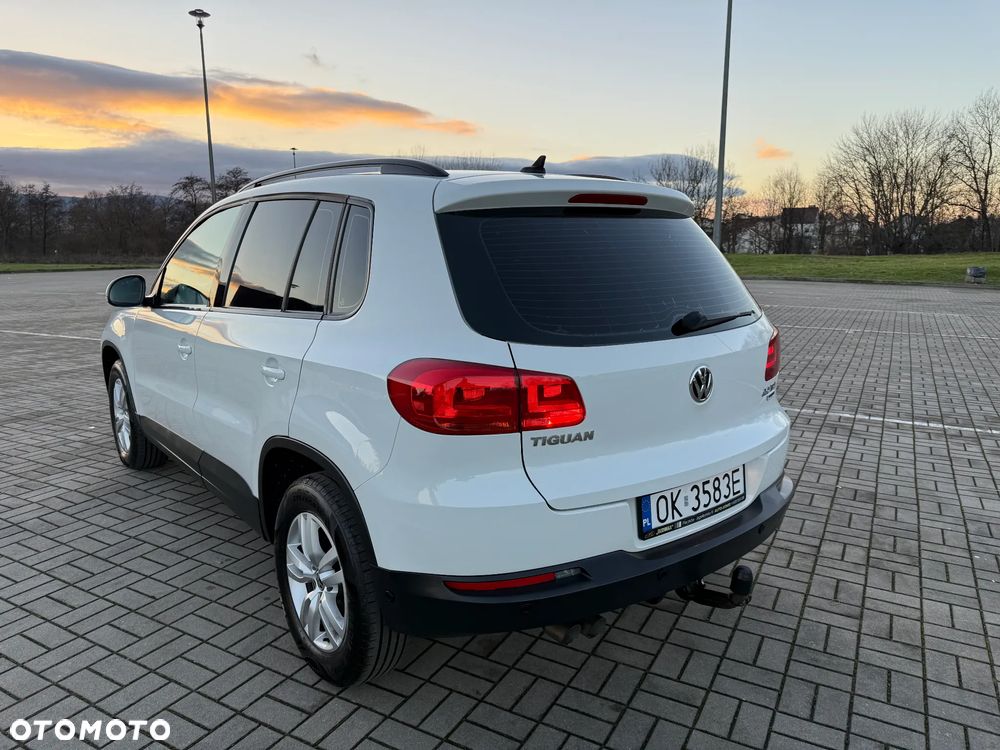 Volkswagen Tiguan 2.0 TDI DPF BlueMotion Technology Exclusive - 5