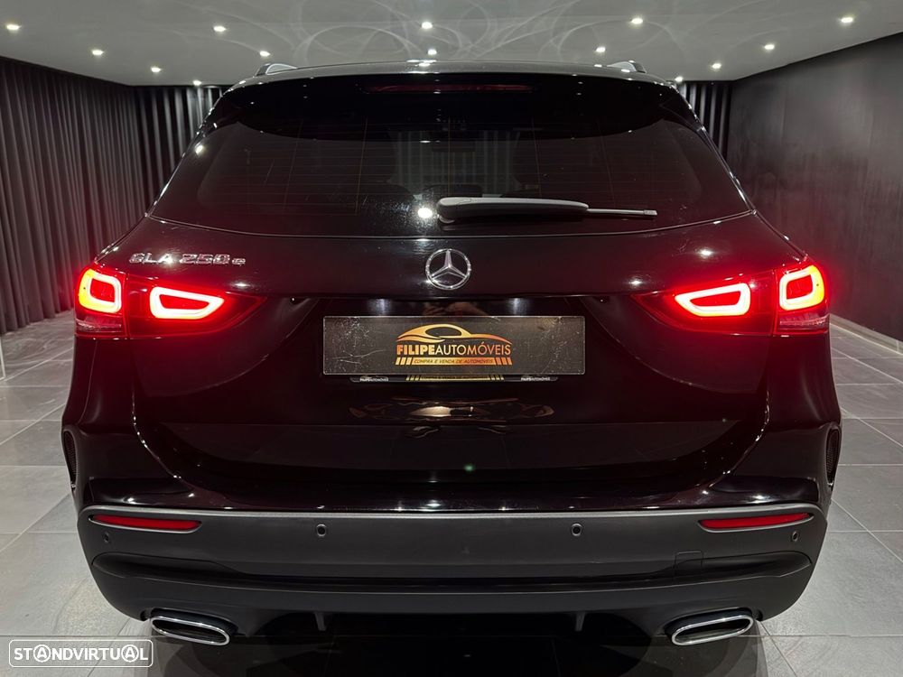 Mercedes-Benz GLA 250 e 8G-DCT AMG Line - 7