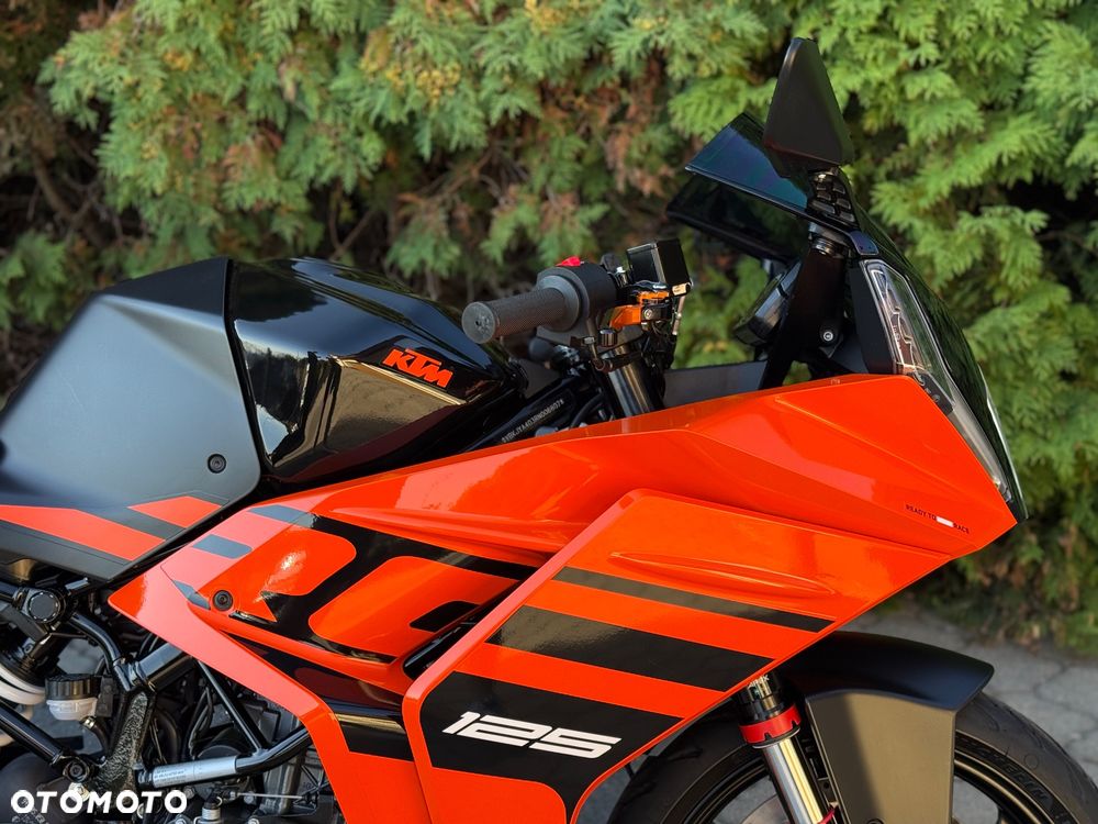 KTM RC 125 - 12
