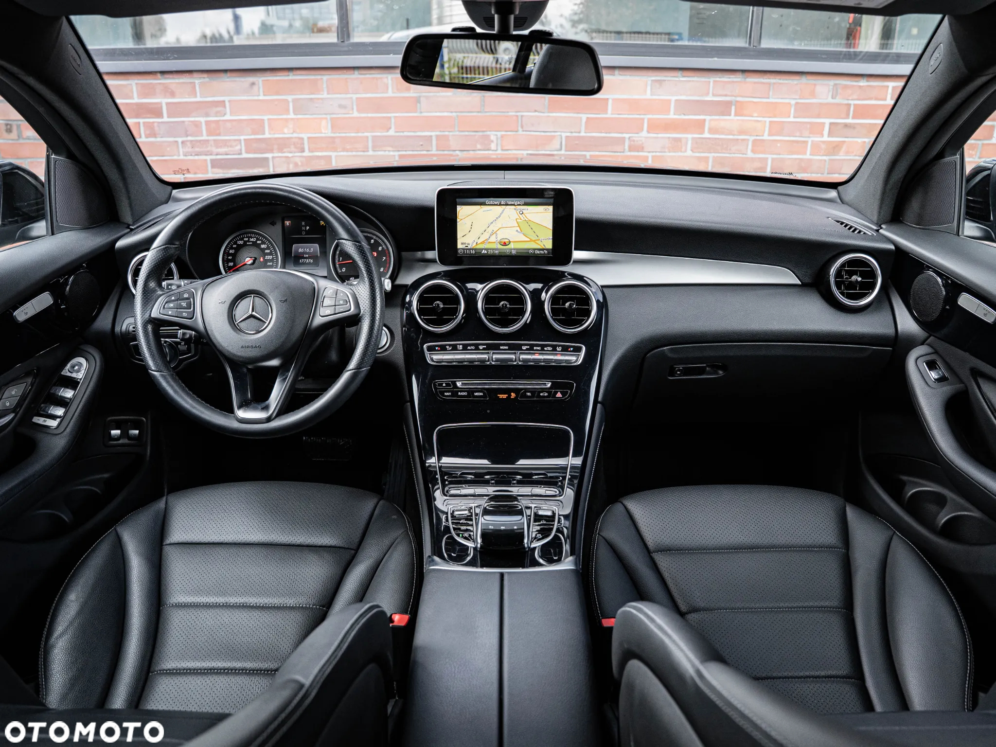 Mercedes-Benz GLC 300 Coupe 4Matic 9G-TRONIC Exclusive - 6