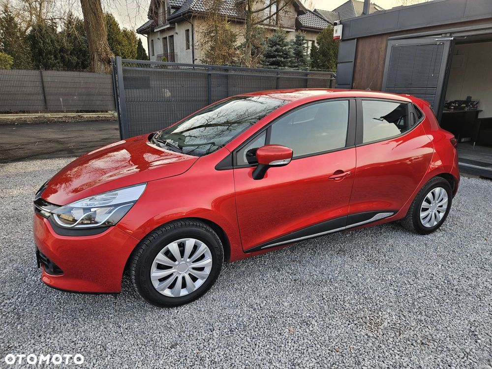 Renault Clio 1.2 16V 75 Business - 4