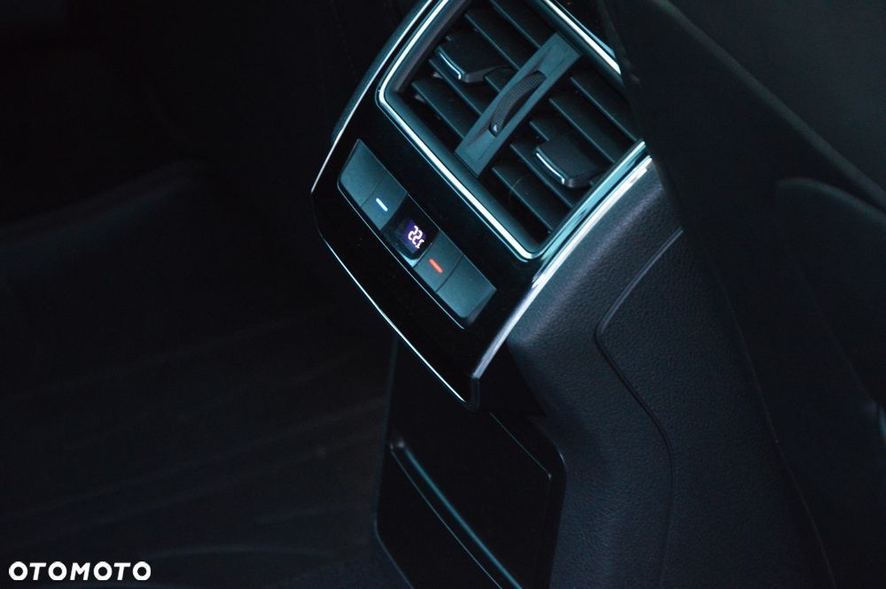 Skoda Superb 2.0 TDI 4x4 DSG Ambition - 21