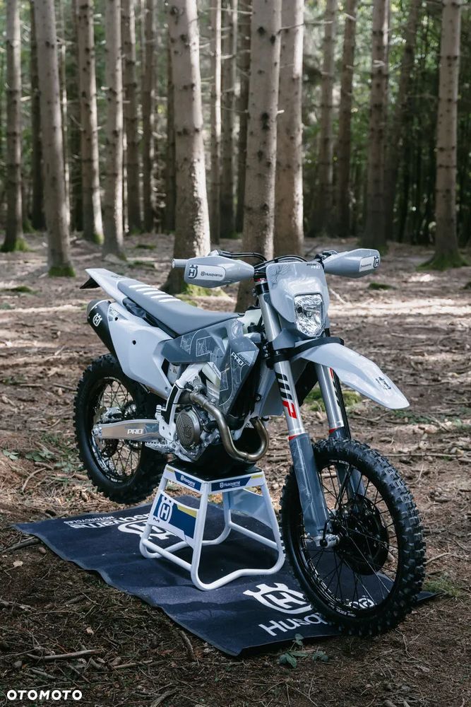 Husqvarna FE - 28