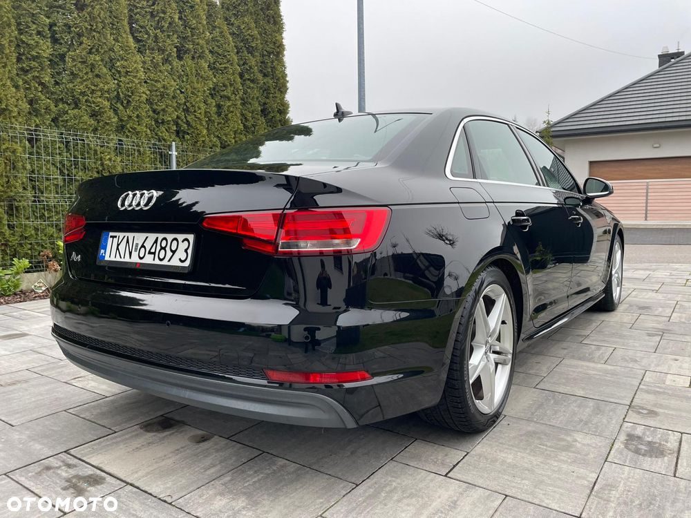 Audi A4 Limousine - 6