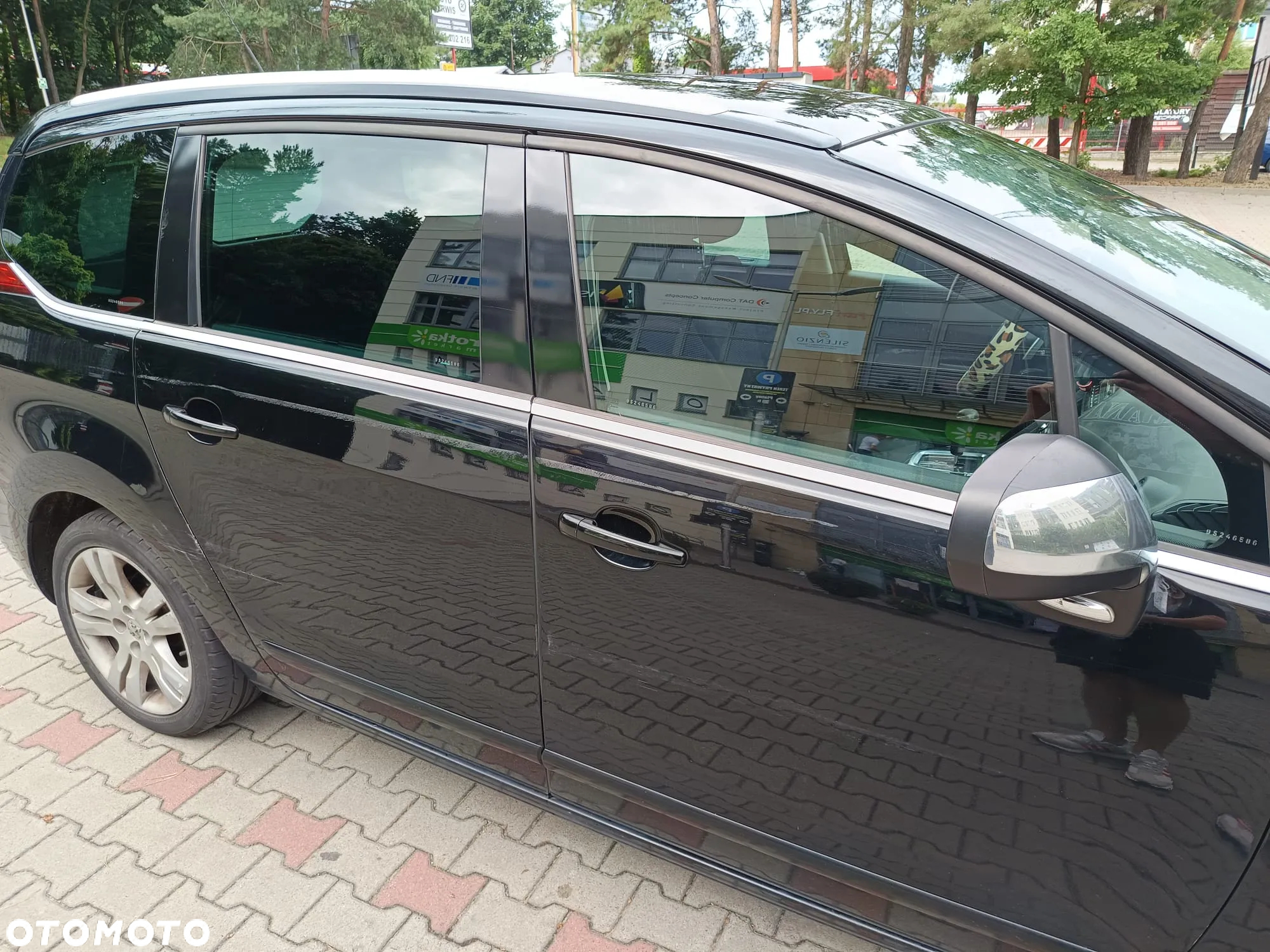 Peugeot 5008 - 10