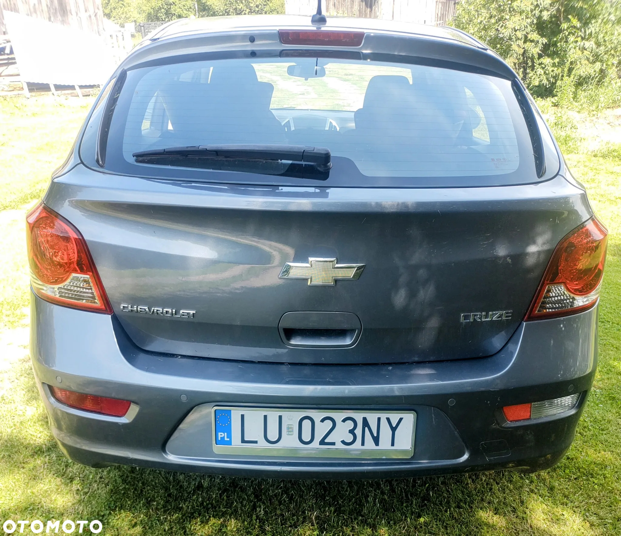 Chevrolet Cruze 1.6 LS - 3