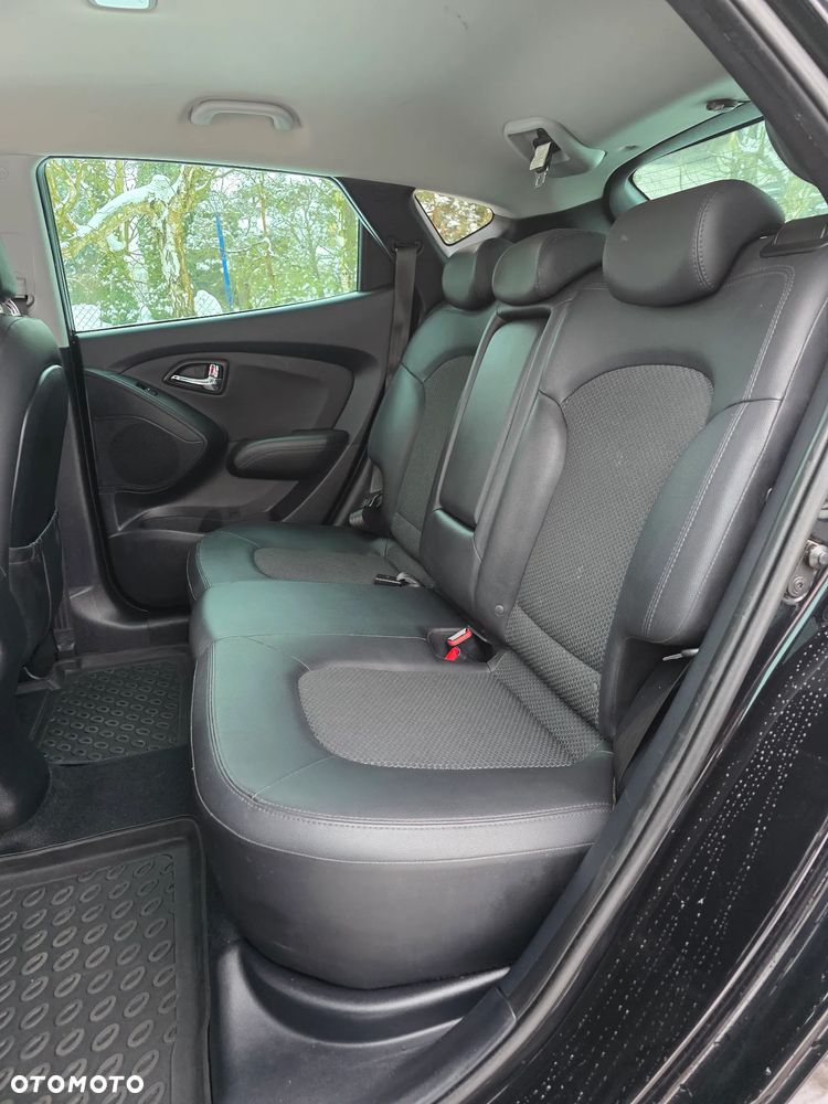 Hyundai ix35 1.6 2WD UEFA EURO 2012 Edition - 31