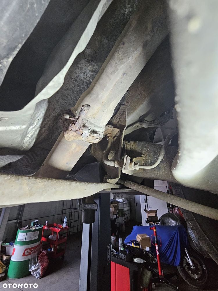 Toyota Auris 2.0 D-4D Sol - 3