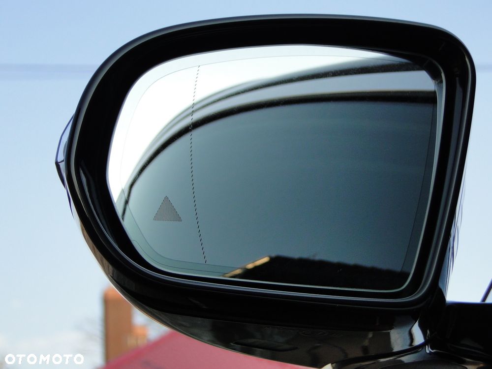 Mercedes-Benz Klasa E 220 d 9G-TRONIC - 21