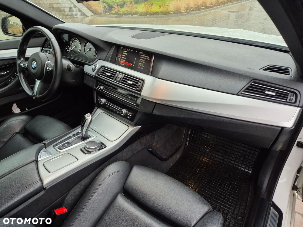 BMW Seria 5 520d M Sport - 21