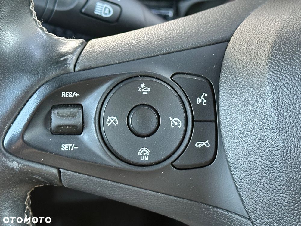 Opel Astra 1.4 T Cosmo S&S - 14