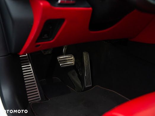 Chevrolet Corvette Stingray 3LT 6.2 V8 Automatik - 34