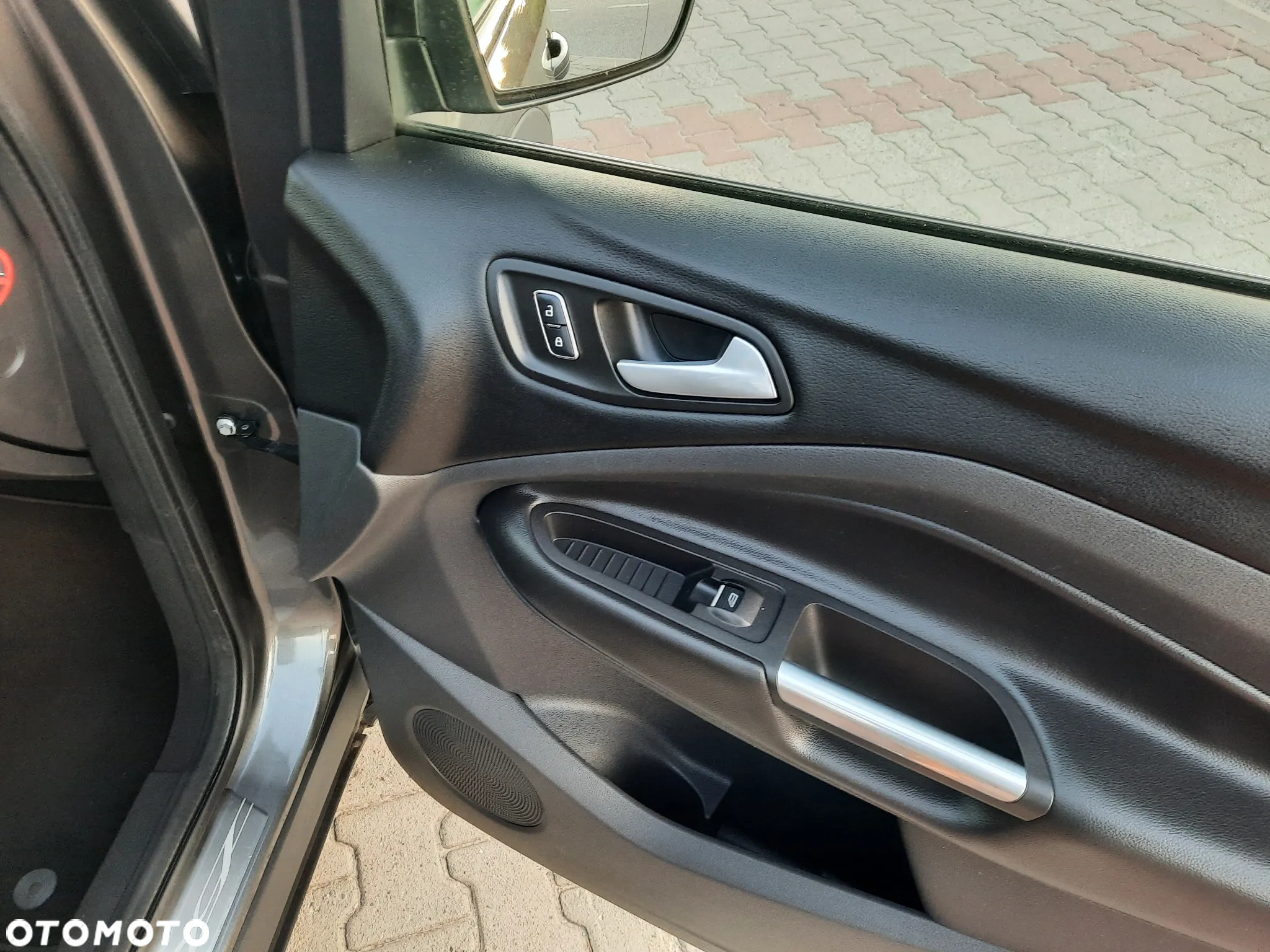 Ford Kuga 2.0 TDCi 2x4 Individual - 23