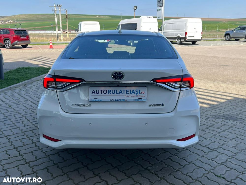 Toyota Corolla 1.8 HSD Business - 4