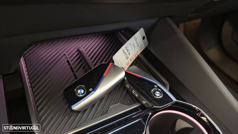 BMW i5 eDrive40 Pack Desportivo M Pro - 42