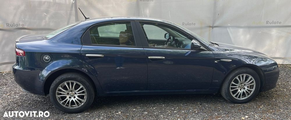 Alfa Romeo 159 - 8