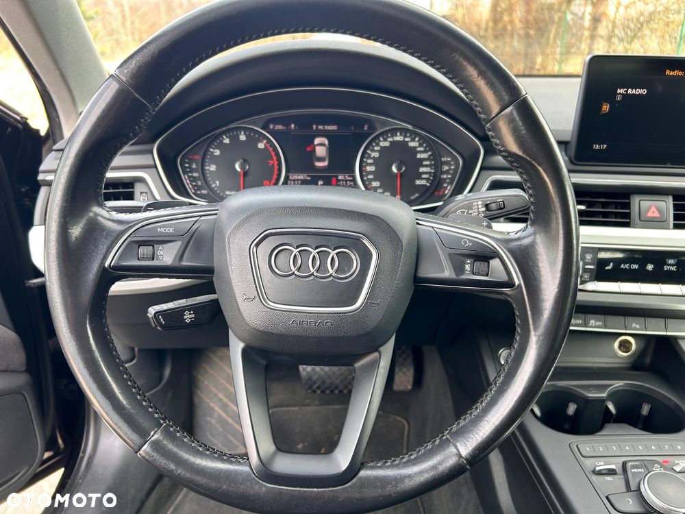 Audi A4 Limousine - 13