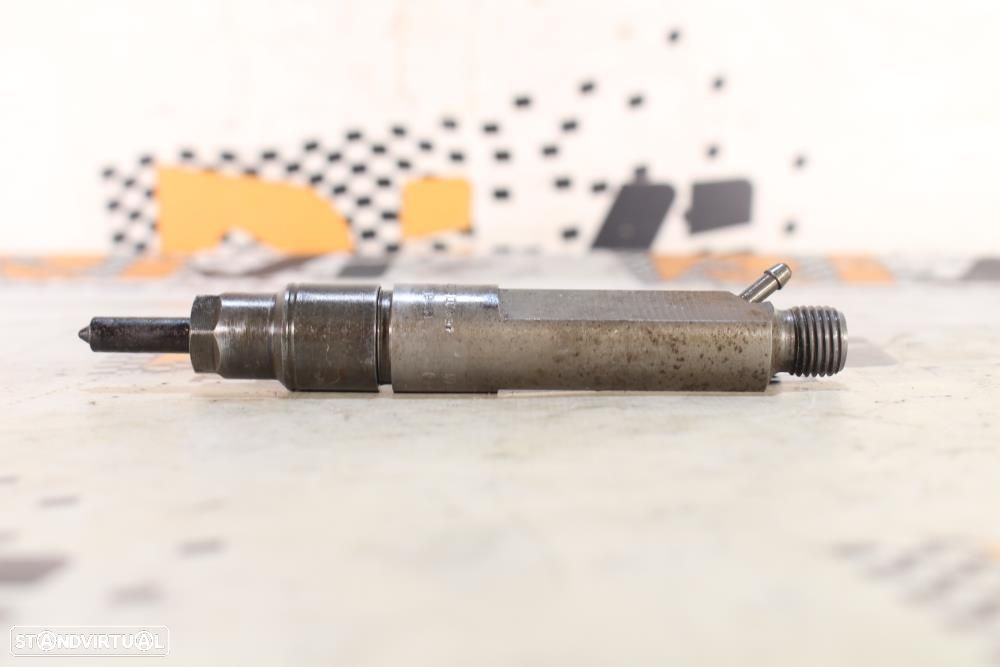 Injetor Audi A3 (8L1)  028130202P / 0432193696 - 5
