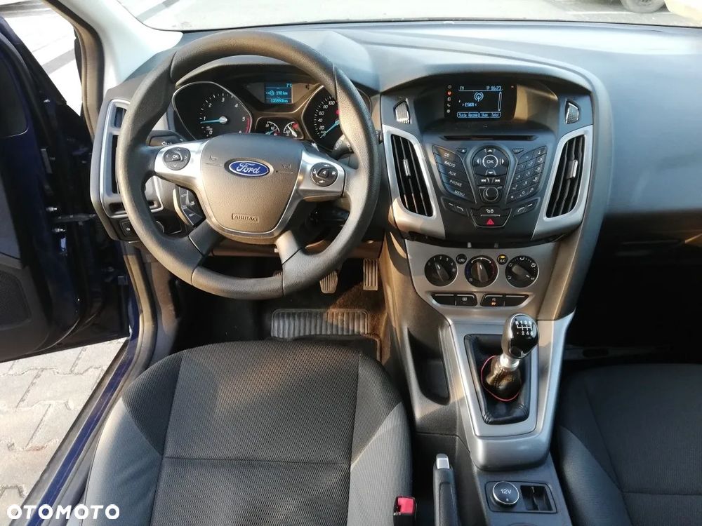 Ford Focus 1.6 TDCi ECOnetic 99g Start-Stopp-System SYNC Edition - 8