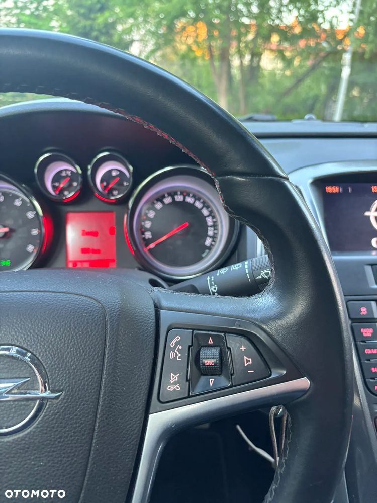 Opel Astra 1.6 Automatik Color Edition - 19