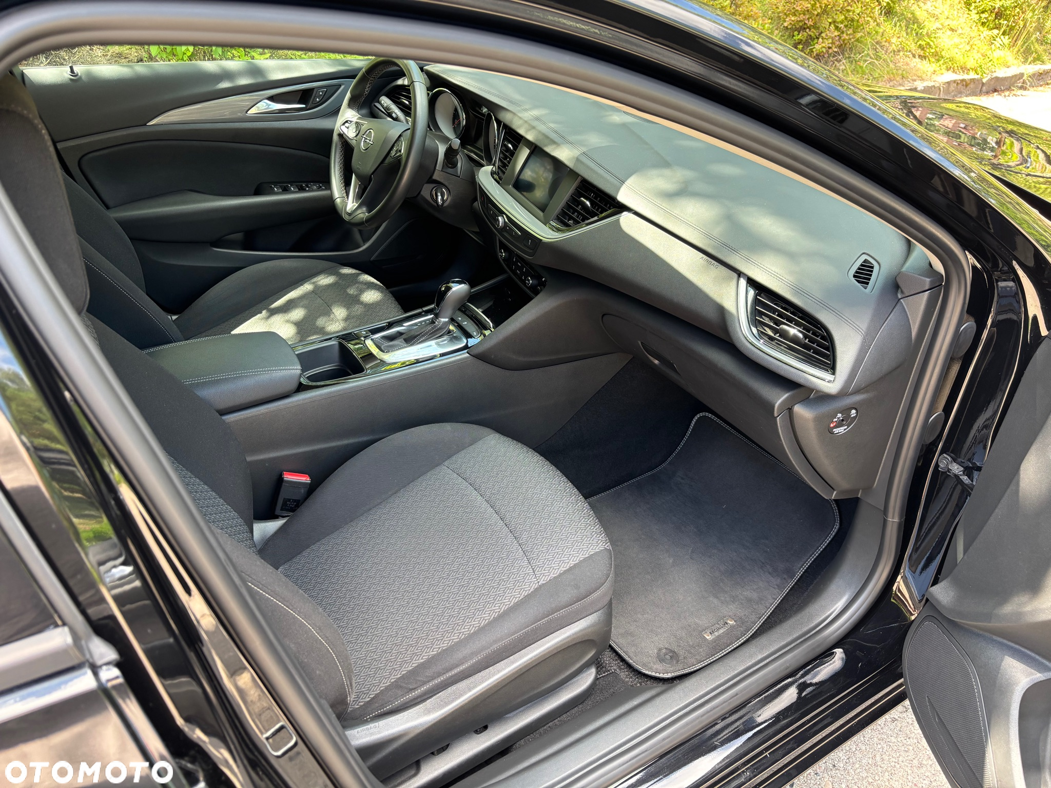 Opel Insignia 1.5 T Enjoy S&S - 12