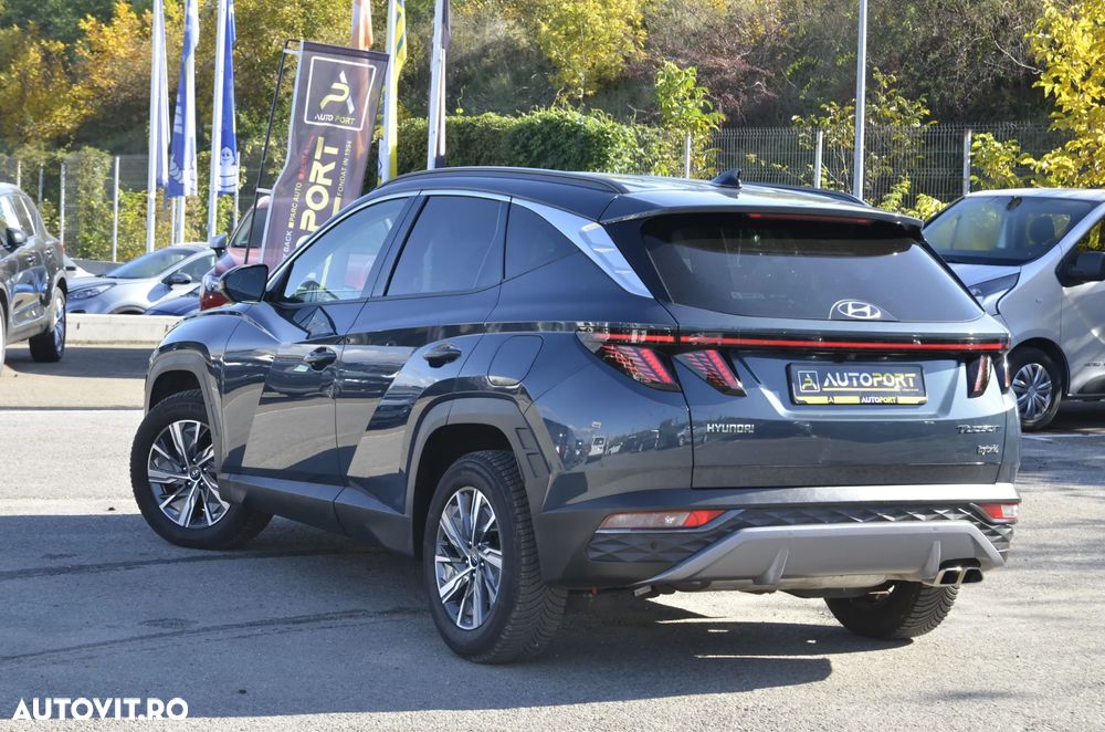 Hyundai Tucson - 4