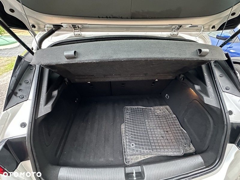 Opel Astra 1.2 T Elegance S&S - 25