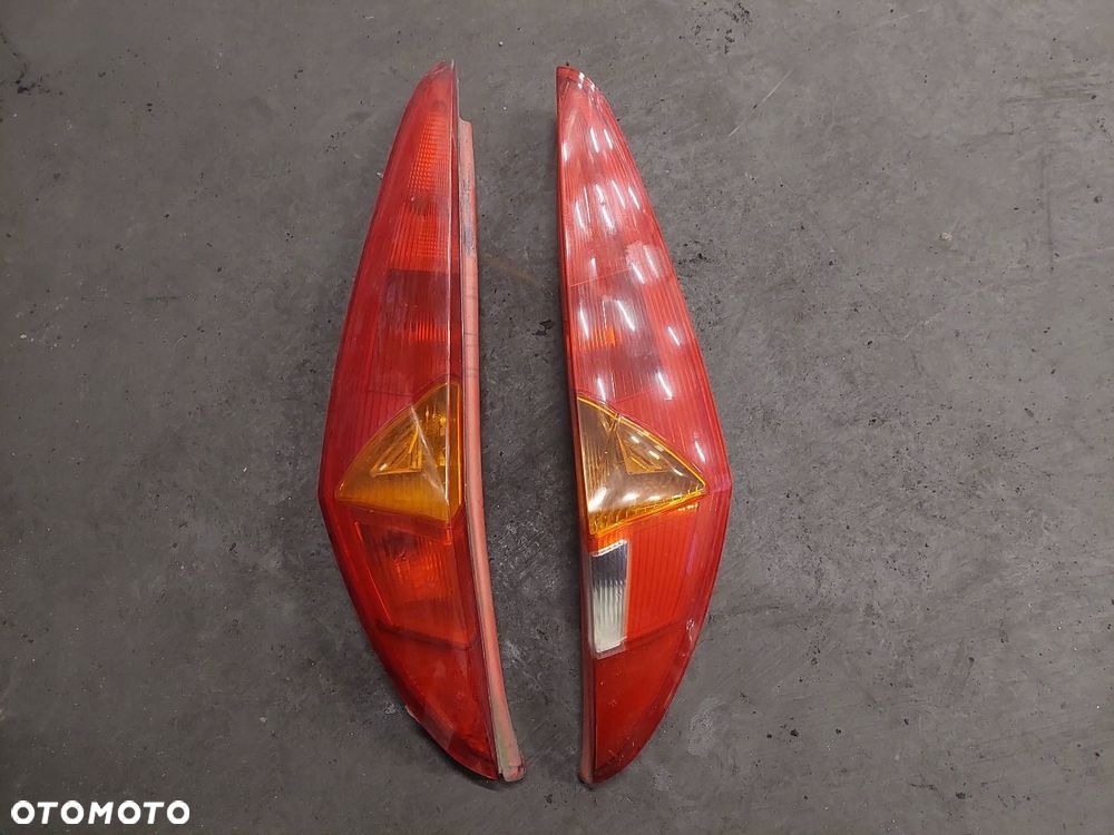 KOMPLETNY TYŁ KLAPA ZDERZAK LAMPA FIAT PUNTO II - 2
