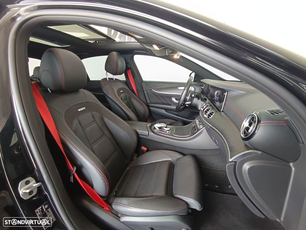 Mercedes-Benz E 53 AMG 4Matic+ - 36