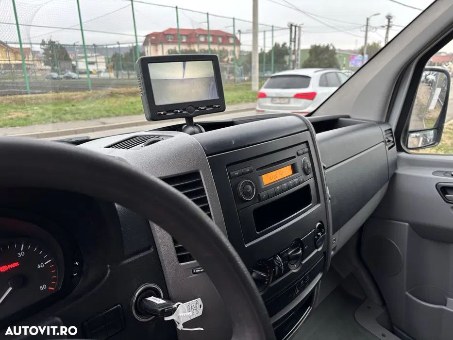 Mercedes-Benz Sprinter - 6
