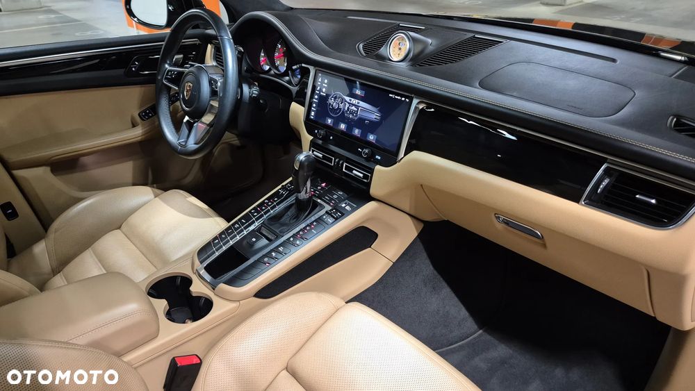 Porsche Macan Turbo PDK - 29