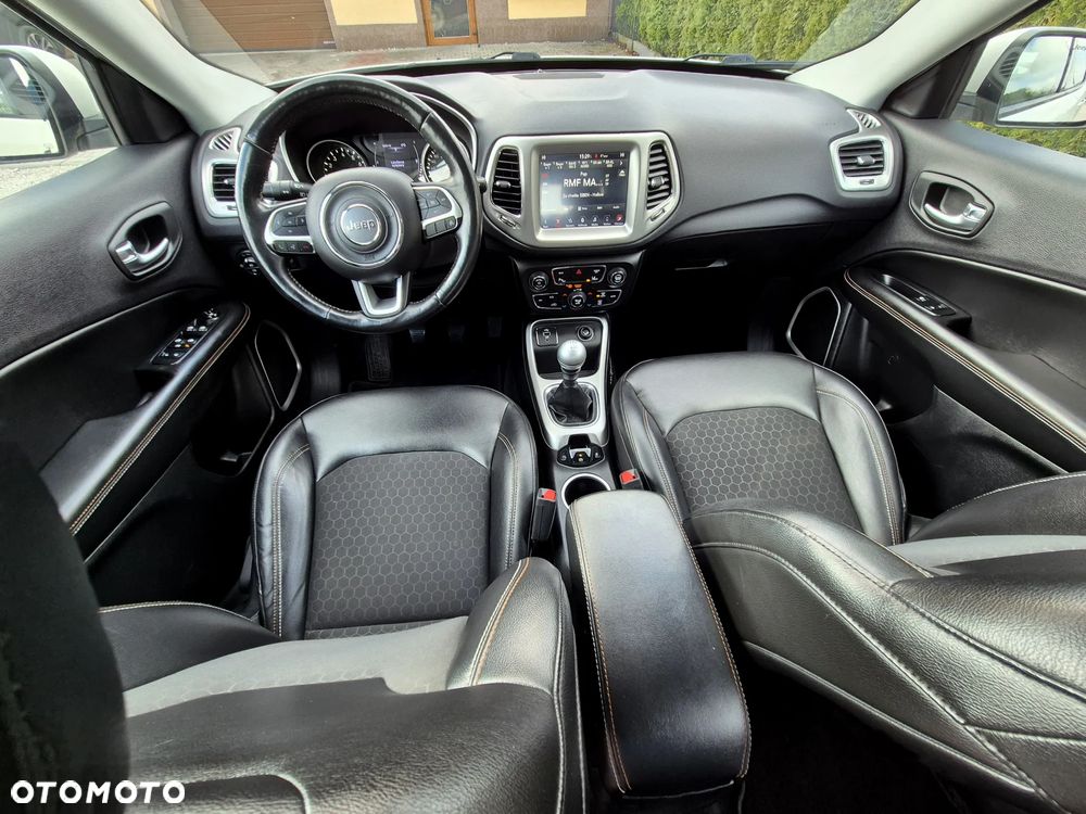 Jeep Compass 1.4 MultiAir Business Line - 3