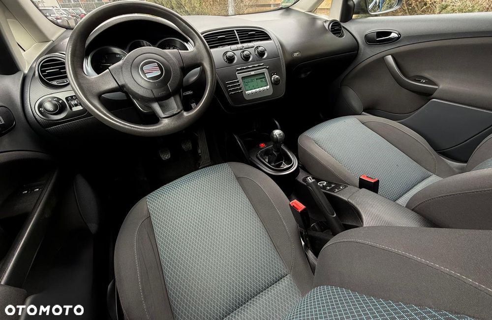 Seat Altea 1.6 Reference Comfort - 12