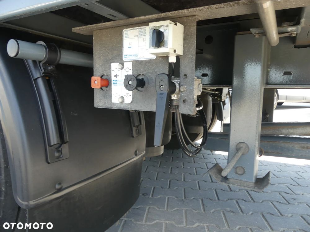 Iveco S-WAY 460 / EURO 6 / ZESTAW PRZESTRZENNY / KLIMA POSTOJOWA / - 18